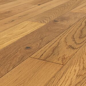 Flooring – Hardwood (Oak)